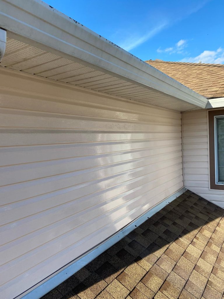 vinyl siding clean after